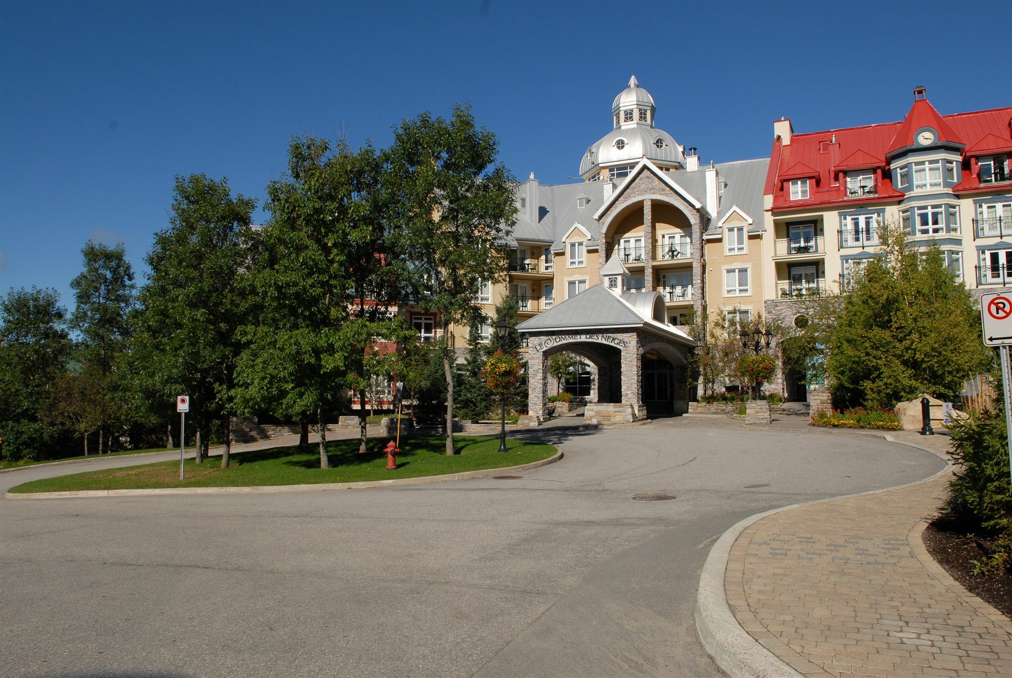 Sommet Des Neiges Hotell Mont-Tremblant Eksteriør bilde